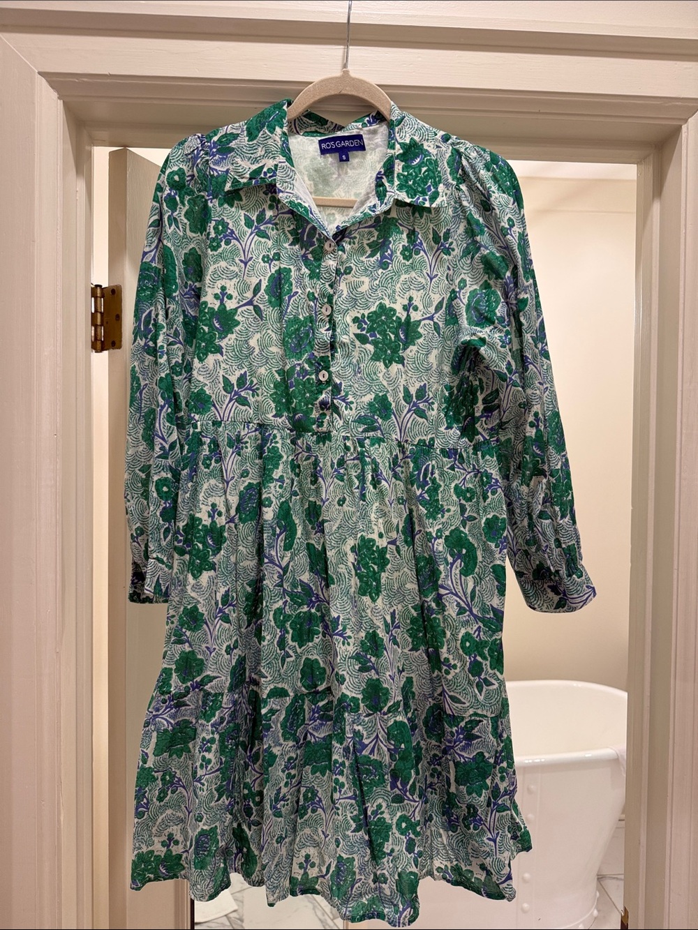 Ro’s garden Green Floral Button-Front Shirt Dress